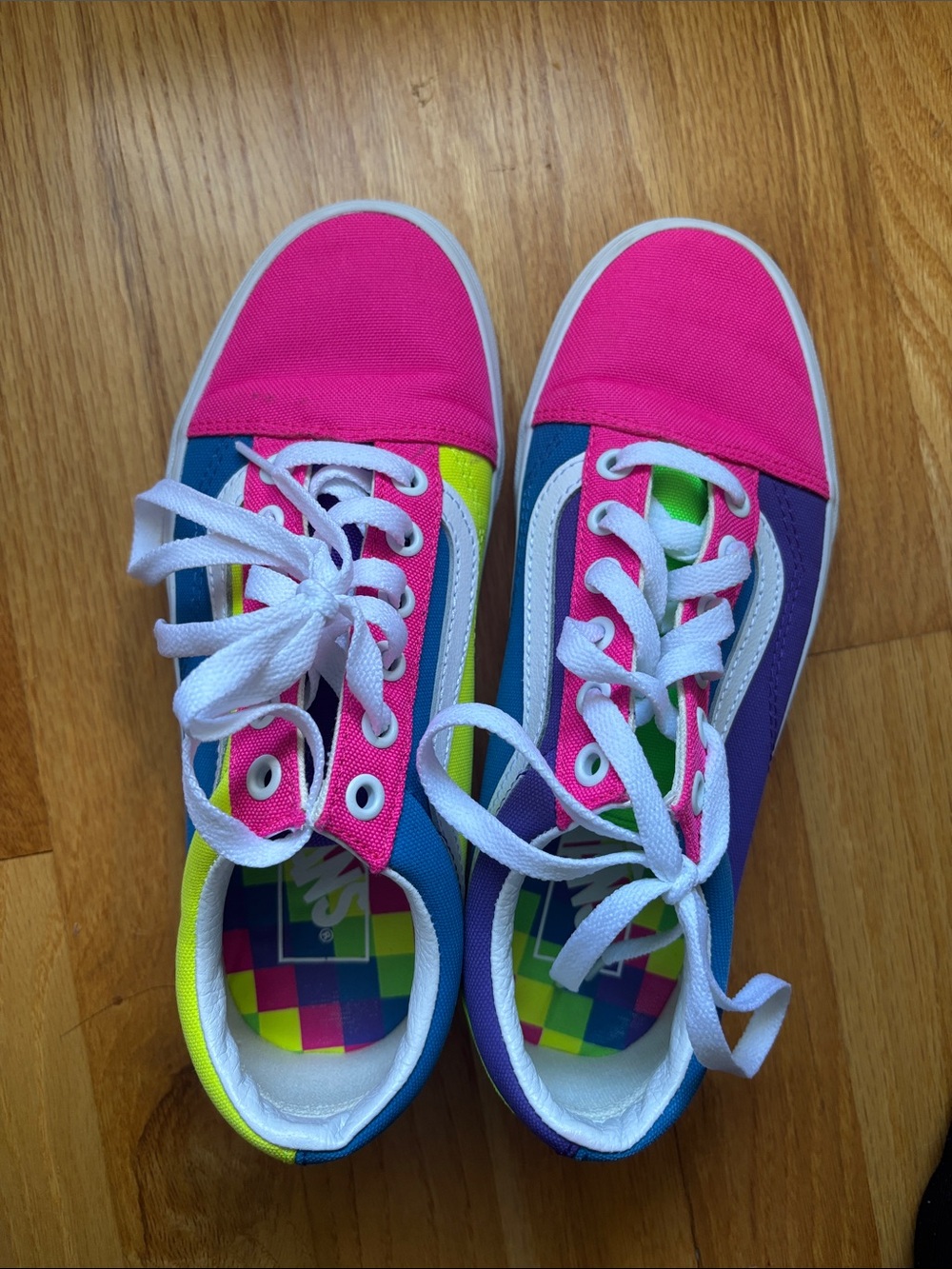 Neon colorblock vans ⚡️